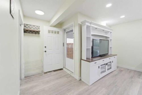 53 Falchurch Road Ne, Calgary, AB 