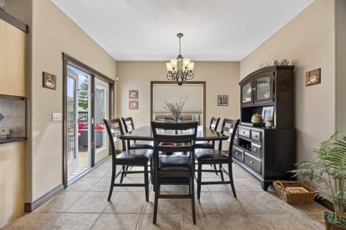 9 Vantage Crescent, Olds, AB 