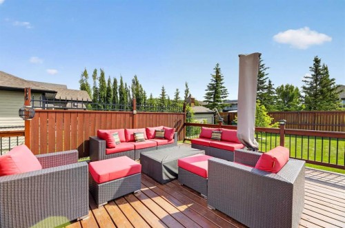 9 Vantage Crescent, Olds, AB 
