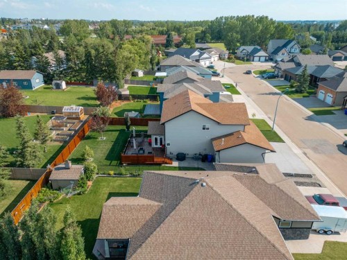 9 Vantage Crescent, Olds, AB 