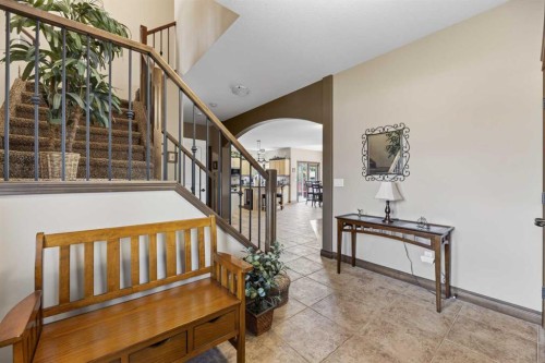 9 Vantage Crescent, Olds, AB 