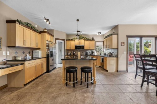 9 Vantage Crescent, Olds, AB 