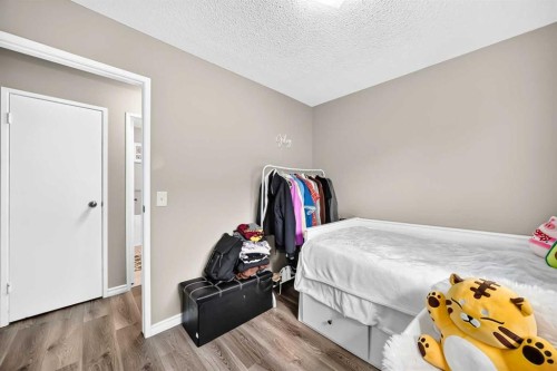 553 Macewan Drive Nw, Calgary, AB 