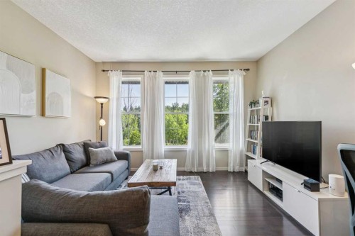 334 Ascot Circle Sw, Calgary, AB 