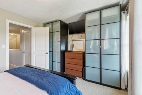 334 Ascot Circle Sw, Calgary, AB 