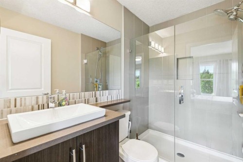334 Ascot Circle Sw, Calgary, AB 