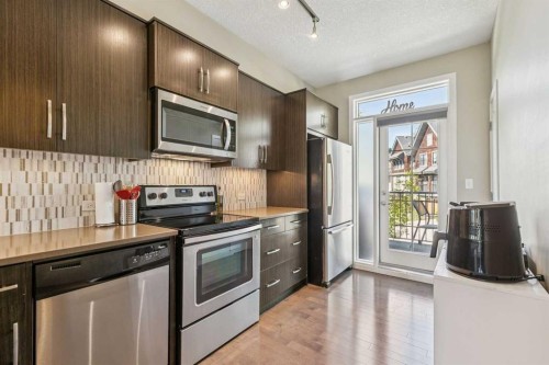 334 Ascot Circle Sw, Calgary, AB 