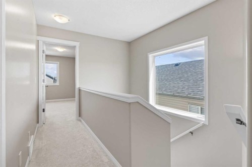 28 Saddlebrook Gardens Ne, Calgary, AB 