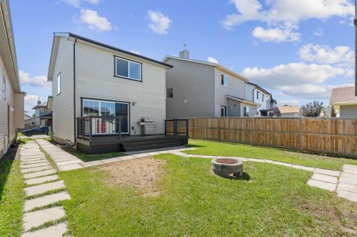 28 Saddlebrook Gardens Ne, Calgary, AB 