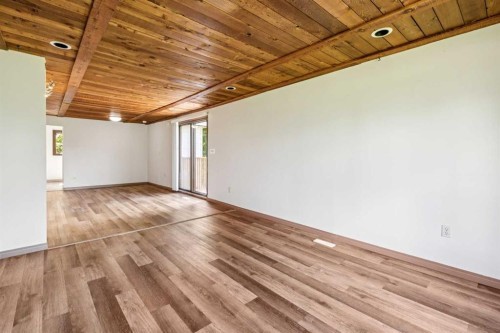 254063 480 Township, Millet, AB - Indoor Photo Showing Other Room