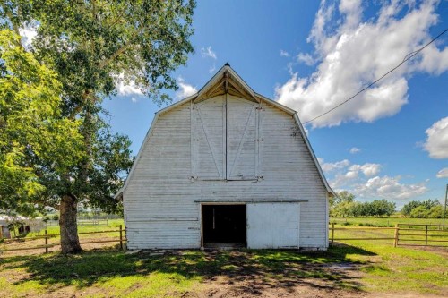 254063 480 Township, Millet, AB - Outdoor