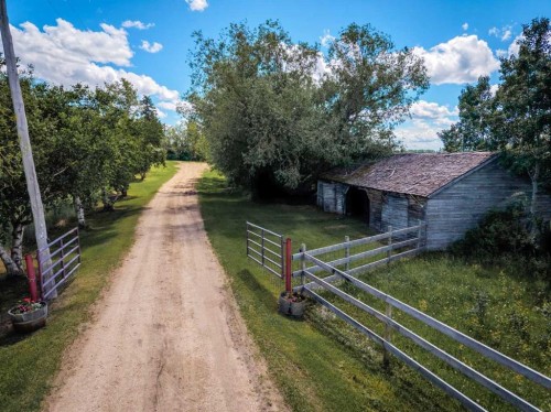 254063 480 Township, Millet, AB - Outdoor