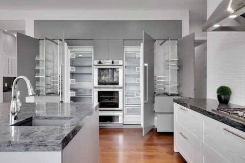 3 Wexford Bay Sw, Calgary, AB 