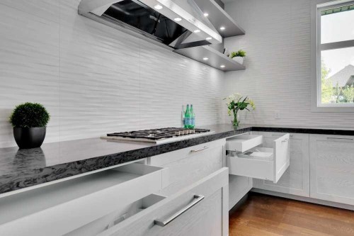 3 Wexford Bay Sw, Calgary, AB 
