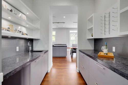 3 Wexford Bay Sw, Calgary, AB 