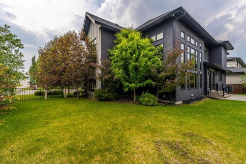 3 Wexford Bay Sw, Calgary, AB 