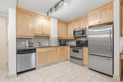 104-4554 Valiant Drive Nw, Calgary, AB 