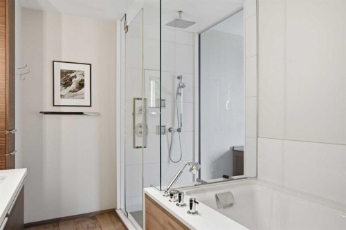 1702-108 9 Avenue Sw, Calgary, AB - Indoor Photo Showing Bathroom