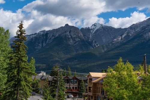 905A Bridge Road, Canmore, AB 