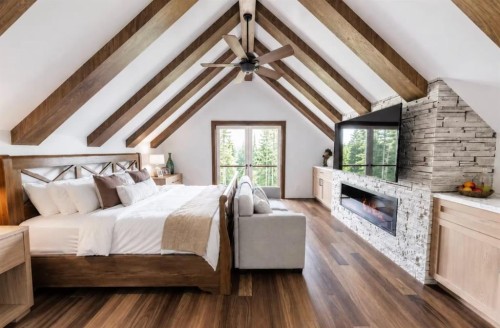 905A Bridge Road, Canmore, AB 