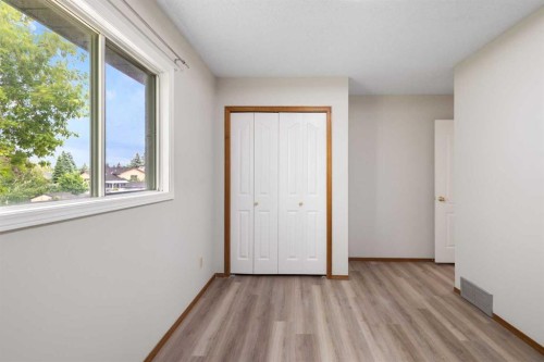 68 Scenic Acres Drive Nw, Calgary, AB 