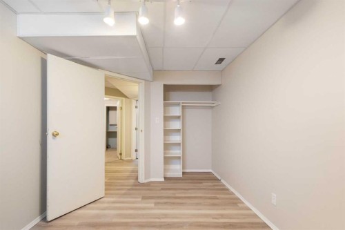 68 Scenic Acres Drive Nw, Calgary, AB 