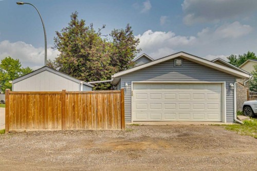 336 Coventry Close Ne, Calgary, AB 