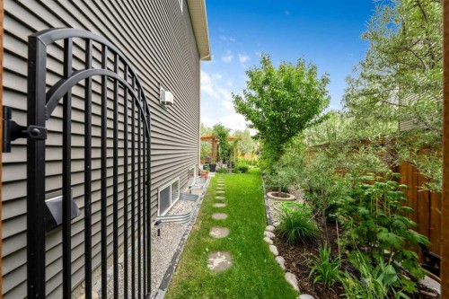 64 Sunrise Terrace, Cochrane, AB - Outdoor