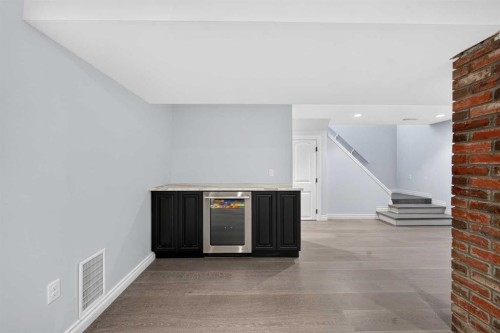 4819 Vanguard Road Nw, Calgary, AB 