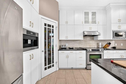 116 Bridle Estates Road Sw, Calgary, AB 