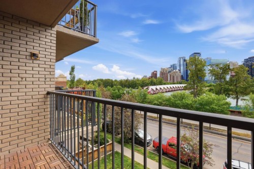 403-916 Memorial Drive Nw, Calgary, AB - Outdoor With Exterior