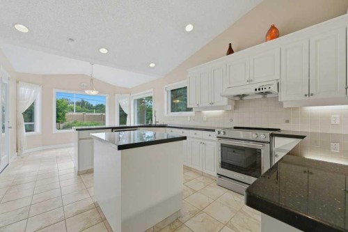 22 Varsity Estates Close Nw, Calgary, AB 