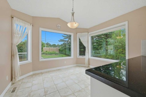 22 Varsity Estates Close Nw, Calgary, AB 