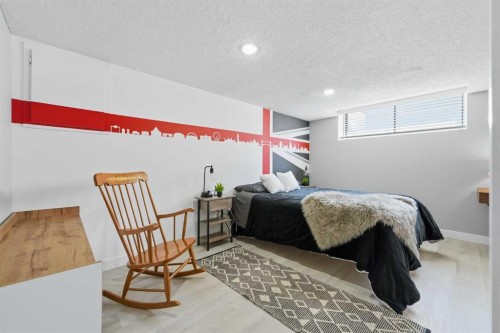 55 Sunbank Road Se, Calgary, AB - Indoor Photo Showing Bedroom