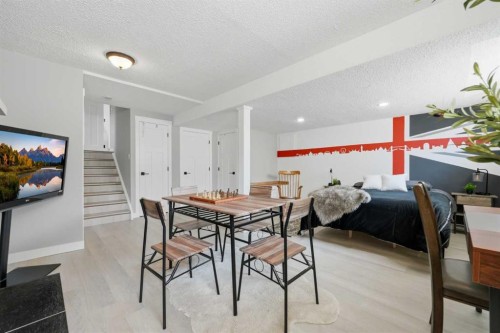 55 Sunbank Road Se, Calgary, AB - Indoor Photo Showing Dining Room