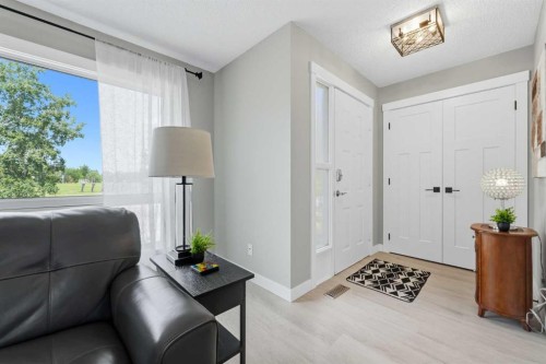 55 Sunbank Road Se, Calgary, AB - Indoor Photo Showing Other Room