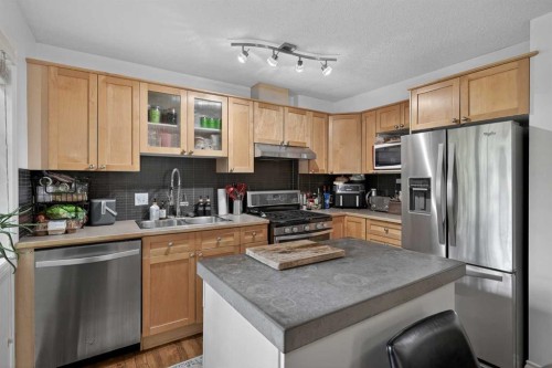 4421 Quentin Court Sw, Calgary, AB 