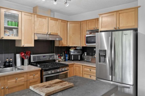4421 Quentin Court Sw, Calgary, AB 