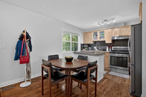 4421 Quentin Court Sw, Calgary, AB 