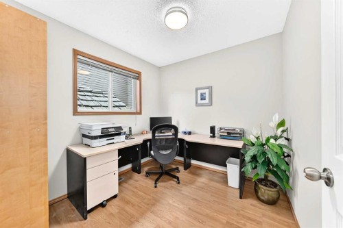 383 Edgebrook Rise Nw, Calgary, AB 
