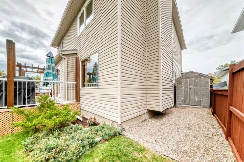 383 Edgebrook Rise Nw, Calgary, AB 