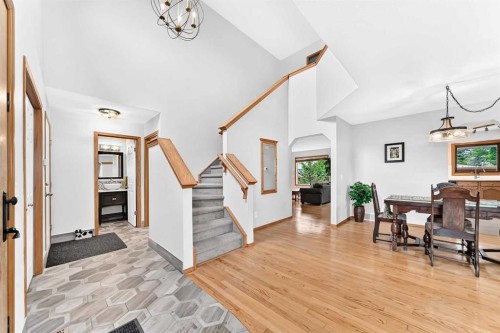 383 Edgebrook Rise Nw, Calgary, AB 