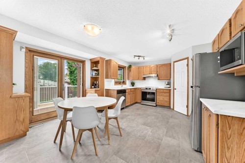 383 Edgebrook Rise Nw, Calgary, AB 