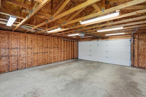 258 Cranberry Place Se, Calgary, AB - Indoor Photo Showing Garage