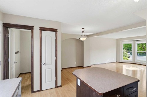 258 Cranberry Place Se, Calgary, AB - Indoor