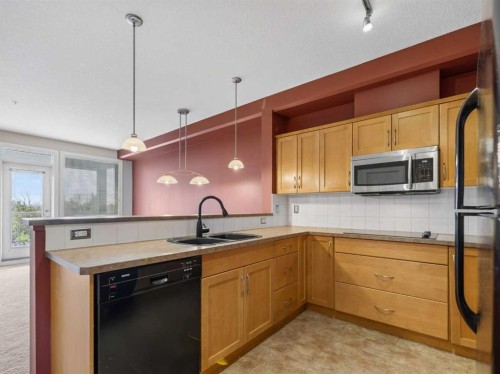 309-3111 34 Avenue Nw, Calgary, AB 