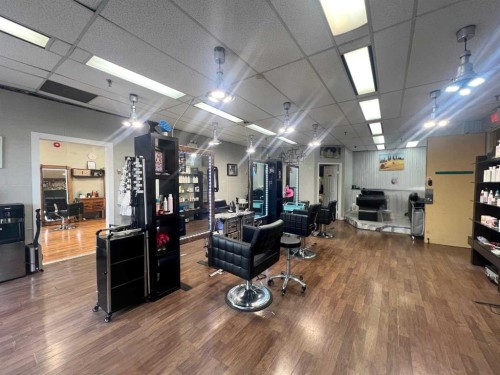 110&111-7015 Macleod Trail Sw, Calgary, AB 