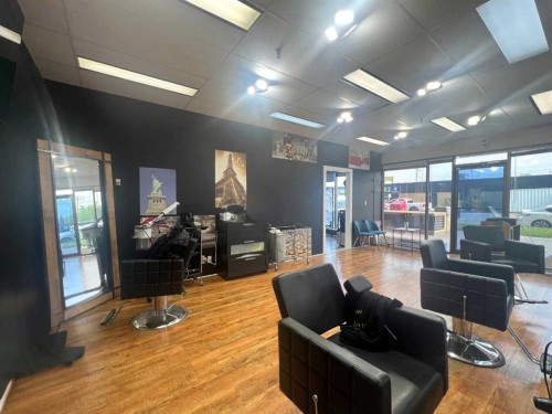 110&111-7015 Macleod Trail Sw, Calgary, AB 