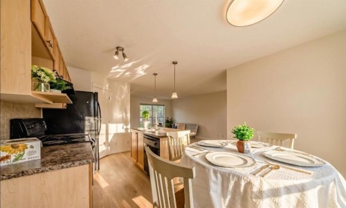 150 Auburn Bay Heights Se, Calgary, AB 