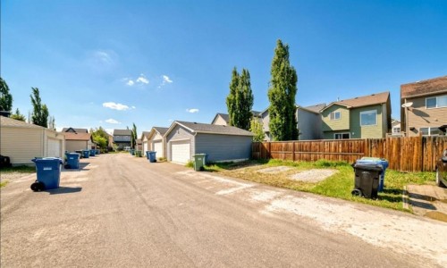 150 Auburn Bay Heights Se, Calgary, AB 